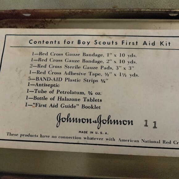 Vintage Boy Scouts of America First Aid Kit w/ Metal Green Case and Supplies - Picture 4 of 5
